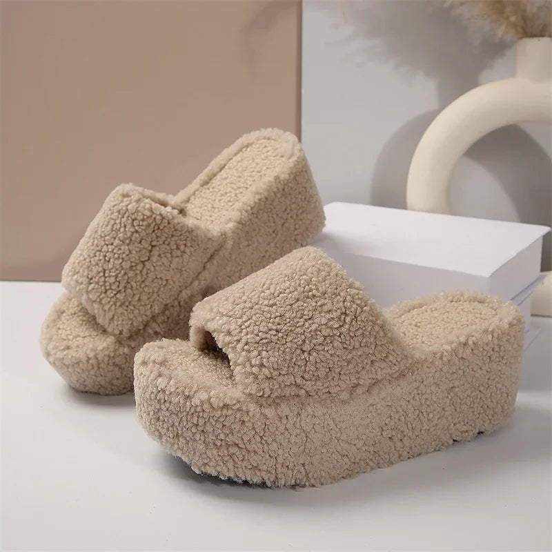 Kensie | Schuimige slippers