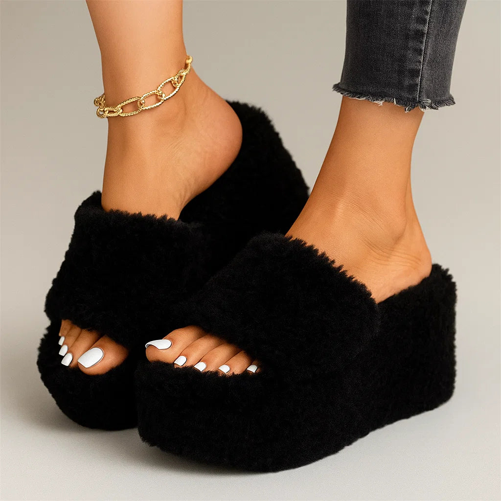 Kensie | Schuimige slippers