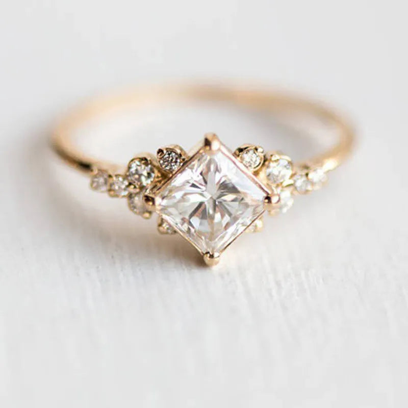 Karen - Elegante Delysian Koningin Ring