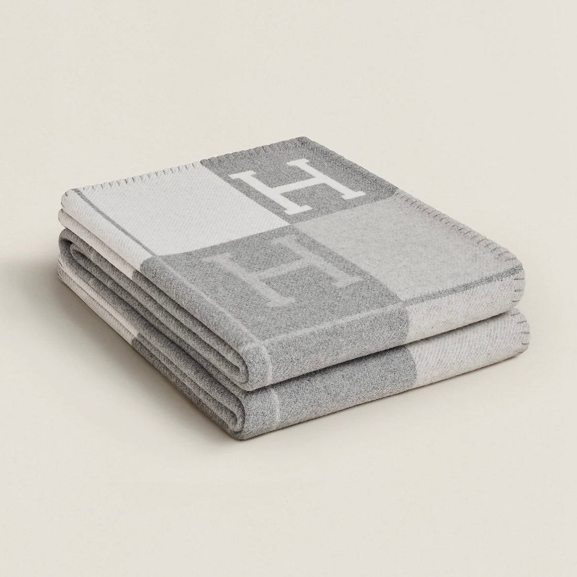 Sheyna | Luxe Woondeken