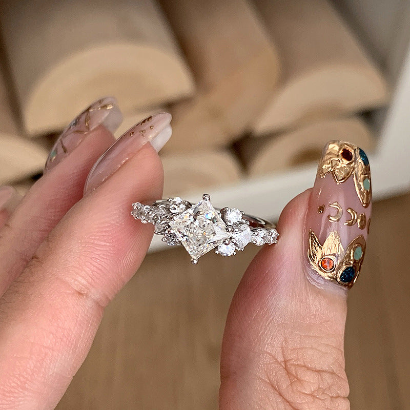 Vera Collette Ring | Witte Goud