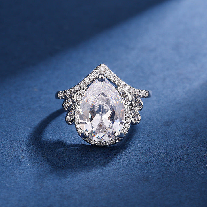 Aria Teardrop Kristal Set | Wit Goud