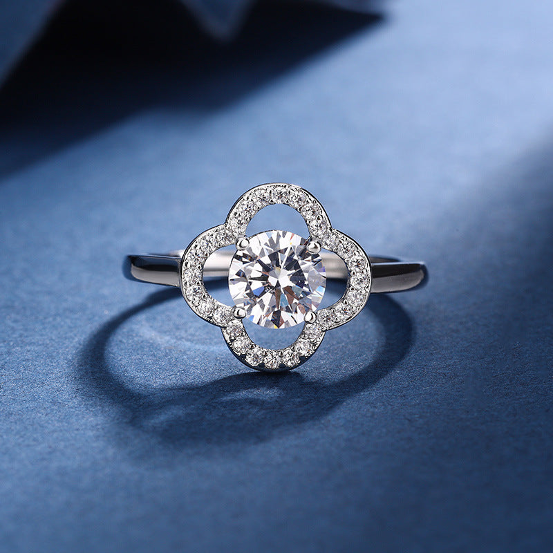 Aria Klavertje Vier Bedelset | Wit Goud