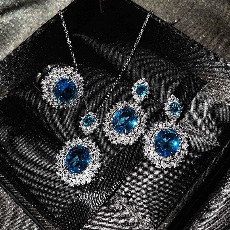 Vespera Aetherin Blauwe Set | Wit Goud