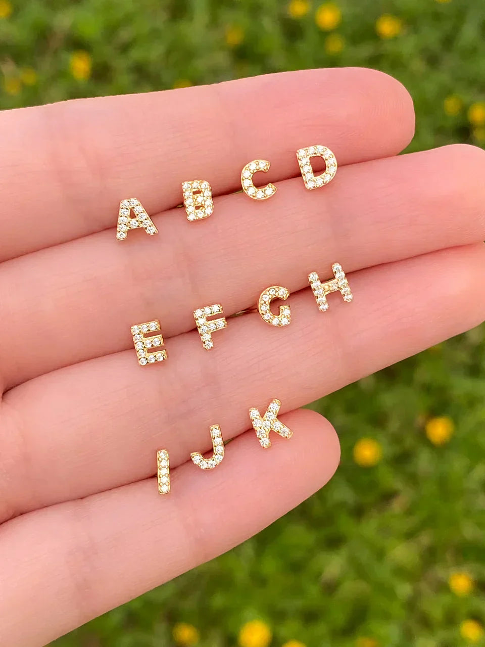 Initial Earring 1 piece | Gold