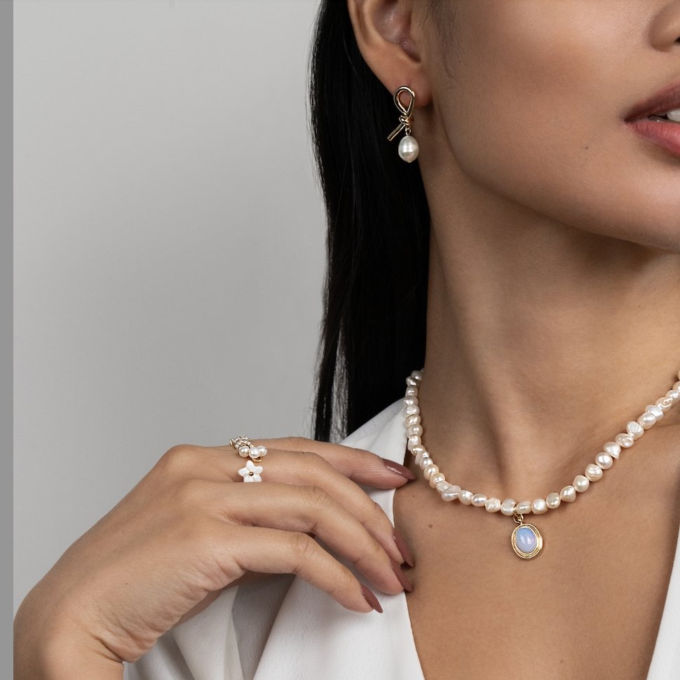 Geknoopt Goud & Zoetwaterparel Oorbellen