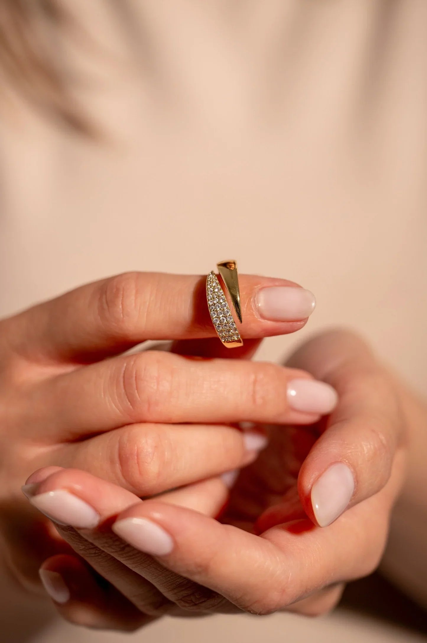 Selene | Elegante Gouden Ring met Fonkelstenen (1+1 GRATIS)