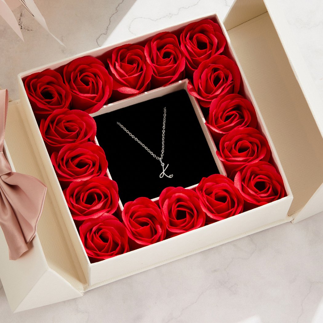 Zilveren Letter Hart Ketting